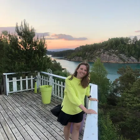 Stay Where The Mountains Begin * Bomlo