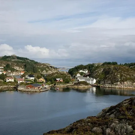 Stay Where The Mountains Begin 度假居 Bomlo